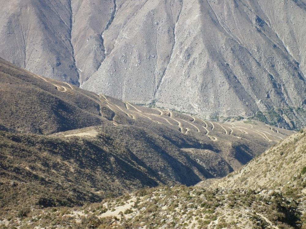 Carretera hacia Amacclle